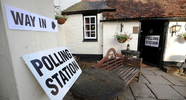 Continua a buffonata della Brexit